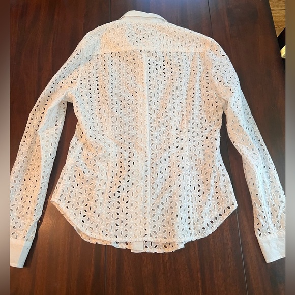 Boston Proper Women’s White Cuffed Sleeve Button Down Shirt - Size 8 - Picture 3 of 6